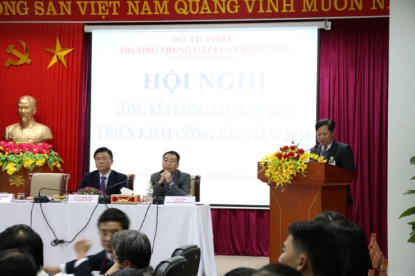 Hội nghị tổng kết công tác năm 2017 và triển khai công tác năm 2018 của Trường Trung cấp Luật Đồng Hới