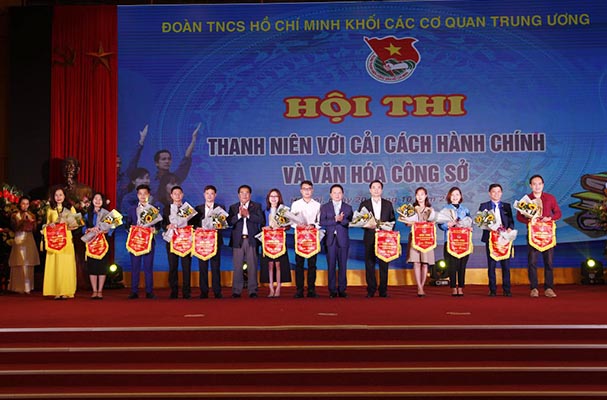 Đoàn Thanh niên Bộ giành Giải B của Hội thi “Thanh niên với cải cách hành chính và văn hóa công sở”