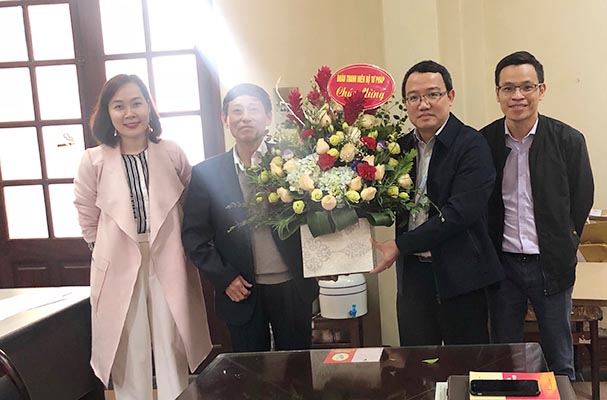 Đoàn thanh niên Bộ chúc mừng Hội cựu chiến binh BTP nhân Ngày thành lập Quân đội nhân dân Việt Nam 22/12