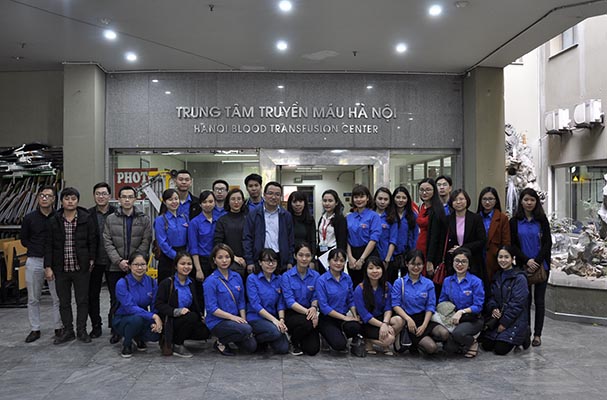 Đầu Xuân chia sẻ yêu thương
