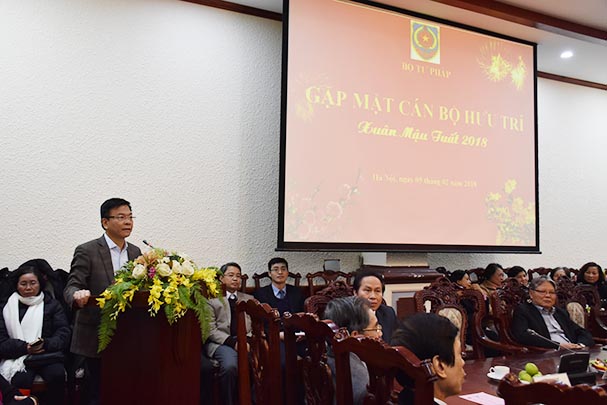 Bộ Tư pháp gặp mặt cán bộ hưu trí nhân dịp Xuân Mậu Tuất 2018