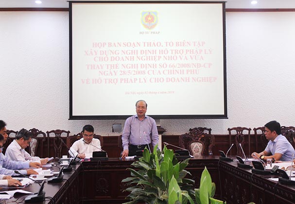 Nên có thứ tự ưu tiên khi hỗ trợ pháp lý cho doanh nghiệp nhỏ và vừa
