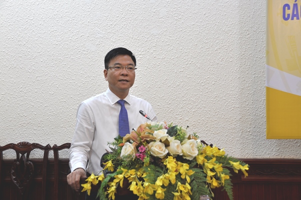 Tinh thần thượng tôn Hiến pháp và pháp luật phải thấm nhuần trong cuộc sống và mỗi công việc của người dân