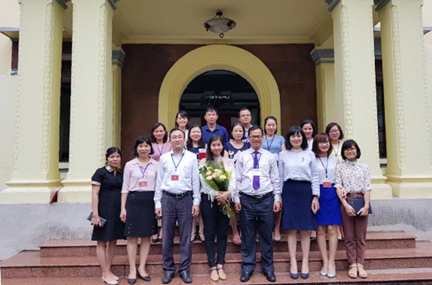 Chi bộ Vụ Phổ biến, giáo dục pháp luật tổ chức Lễ kết nạp Đảng viên mới
