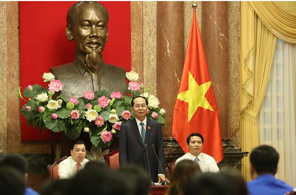 Vinh danh “Thanh niên tiên tiến làm theo lời Bác”