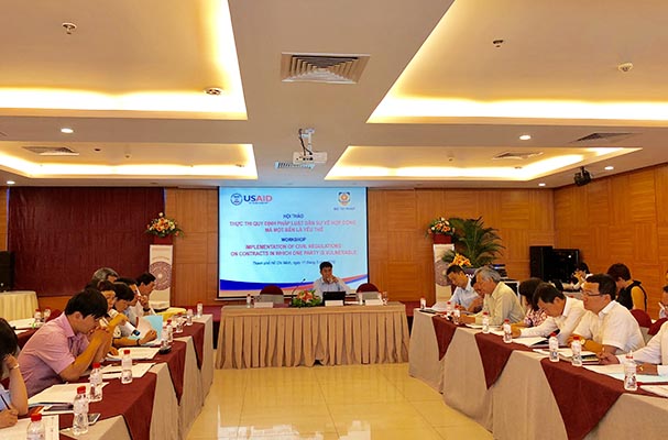 Hội thảo “Thực thi quy định của pháp luật dân sự về hợp đồng mà một bên là yếu thế”
