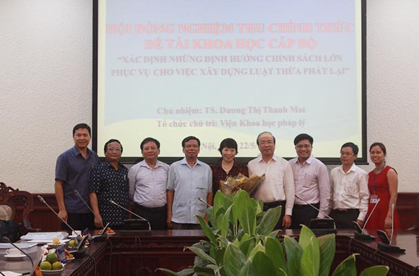 Tạo khuôn khổ pháp lý cho sự phát triển bền vững nghề Thừa phát lại