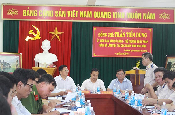 Thứ trưởng Trần Tiến Dũng làm việc tại Thái Bình: Cần xác định “điểm nghẽn” của THA để tìm cách tháo gỡ