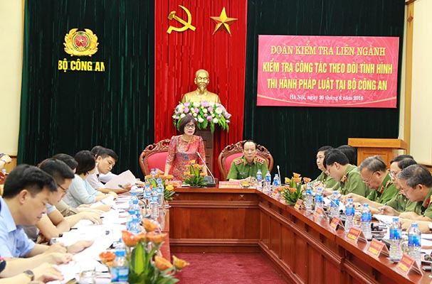Bộ Tư pháp làm việc với Bộ Công an về công tác theo dõi tình hình thi hành pháp luật