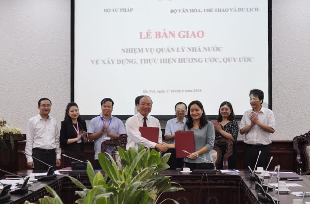 Bộ Tư pháp bàn giao nhiệm vụ QLNN về hương ước, quy ước cho Bộ Văn hóa, Thể thao và Du lịch