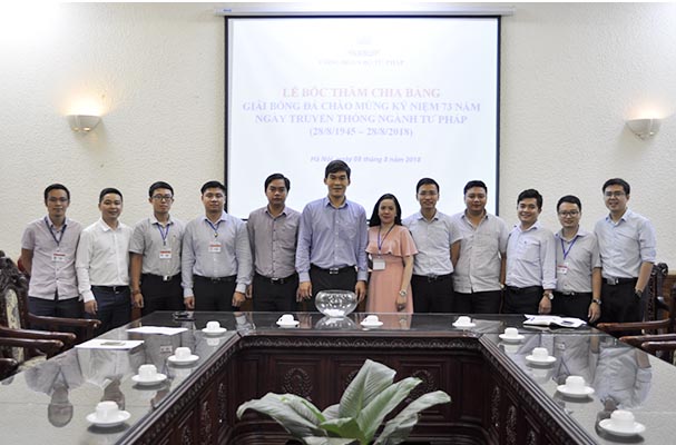 ​Bốc thăm thi đấu Giải bóng đá Công đoàn Bộ Tư pháp năm 2018