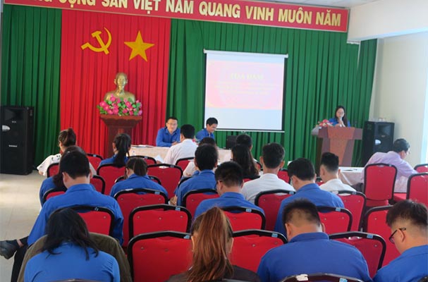 Đoàn Trường Trung cấp Luật Buôn Ma Thuột tổ chức Tọa đàm Văn hóa và Pháp luật