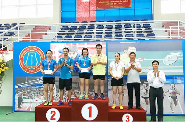 ​Trường Trung cấp Luật Buôn Ma Thuột tổ chức giải cầu lông mở rộng