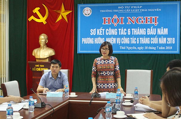 Nâng cao toàn diện chất lượng đội ngũ cán bộ, giáo viên