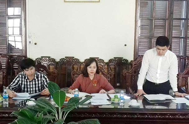 Đoàn kiểm tra của Đoàn Thanh niên Bộ làm việc với Chi đoàn Thanh tra Bộ và Chi đoàn Vụ PLQT