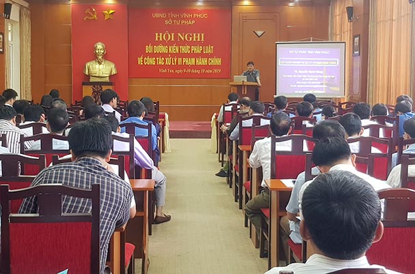 Sở Tư pháp Vĩnh Phúc tổ chức hội nghị bồi dưỡng về xử lý vi phạm hành chính