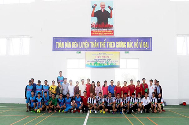 Trung cấp Luật Vị Thanh: Hội thi văn nghệ, thể thao chào mừng kỷ niệm 37 năm ngày Nhà giáo Việt Nam