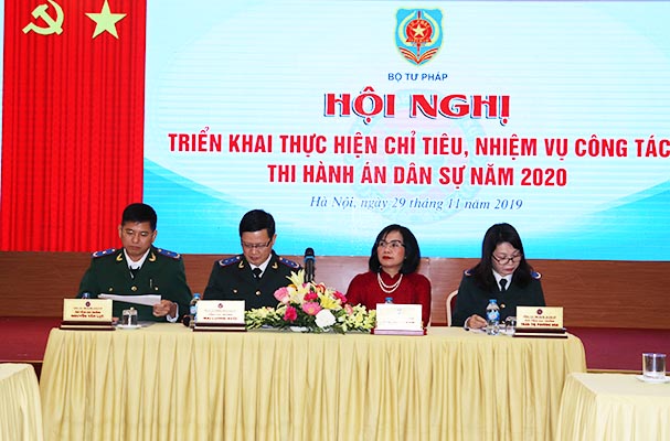 Đặc biệt chú trọng công tác phối hợp trong thi hành án dân sự