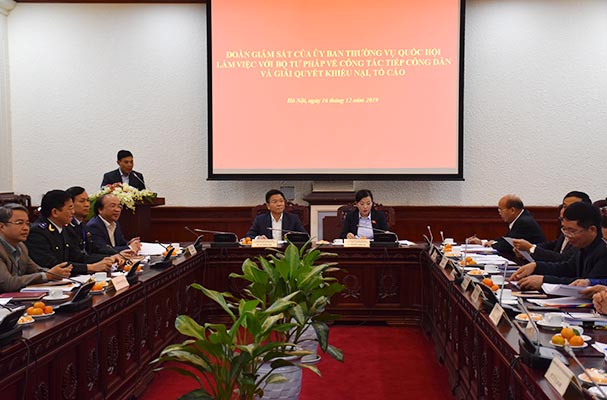 Đoàn giám sát của UBTVQH kiểm tra công tác tiếp công dân, giải quyết khiếu nại, tố cáo tại Bộ Tư pháp