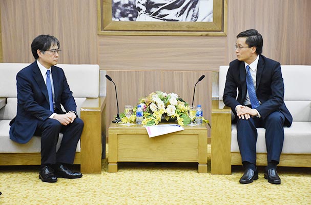 Thứ trưởng Nguyễn Khánh Ngọc tiếp Thẩm phán Tòa án Công lý Quốc tế