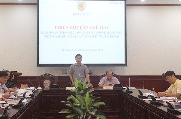 Sửa đổi Luật Giám định tư pháp phục vụ giải quyết án tham nhũng, kinh tế