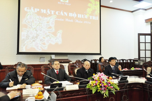 Gặp mặt cán bộ hưu trí nhân dịp Xuân Bính Thân 2016