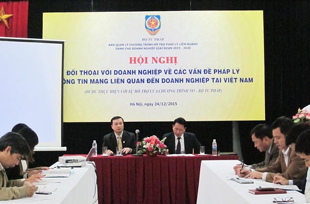 Đối thoại với doanh nghiệp về các vấn đề pháp lý thông tin mạng