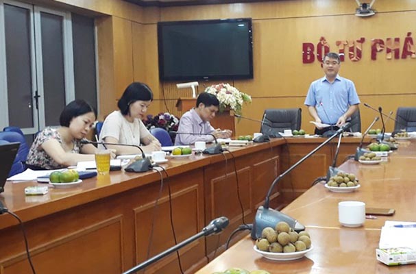 Chi bộ Vụ Pháp luật dân sự - kinh tế tổ chức Lễ xét công nhận đảng viên chính thức