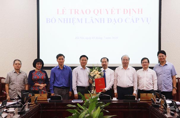 Bộ Tư pháp trao Quyết định bổ nhiệm lãnh đạo cấp Vụ