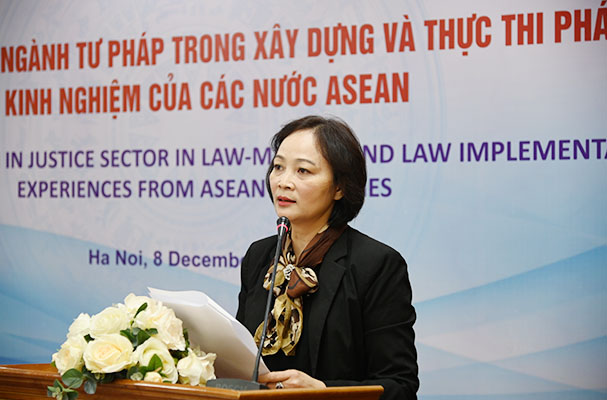 Nâng cao vai trò của phụ nữ Tư pháp trong xây dựng và thực thi pháp luật