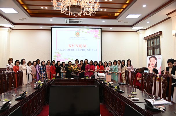 Công đoàn Văn phòng Bộ tổ chức các hoạt động  kỷ niệm ngày Quốc tế Phụ nữ 8/3