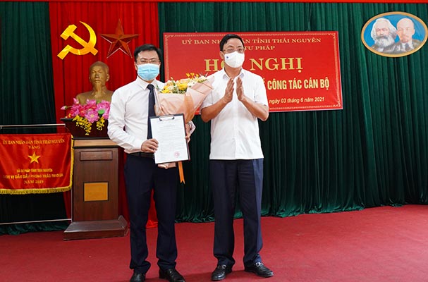 Công bố Quyết định bổ nhiệm Phó Giám đốc Sở Tư pháp tỉnh Thái Nguyên