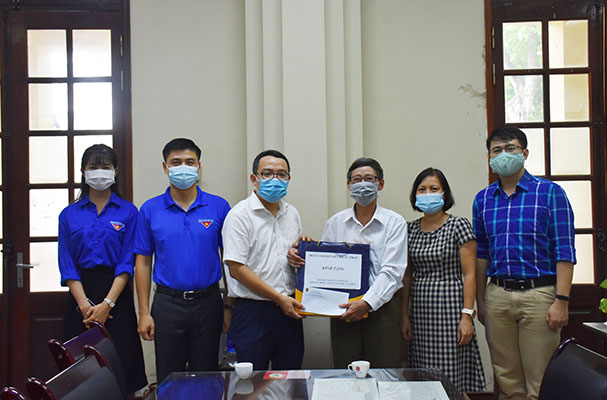 Tuổi trẻ Bộ Tư pháp: Luôn khắc ghi sự cống hiến, hy sinh của các thương binh, liệt sỹ