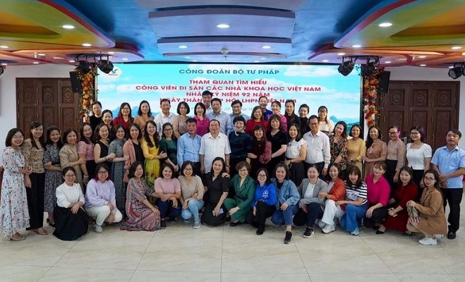 Công đoàn Bộ Tư pháp: Sôi nổi hoạt động tìm hiểu, giáo dục truyền thống