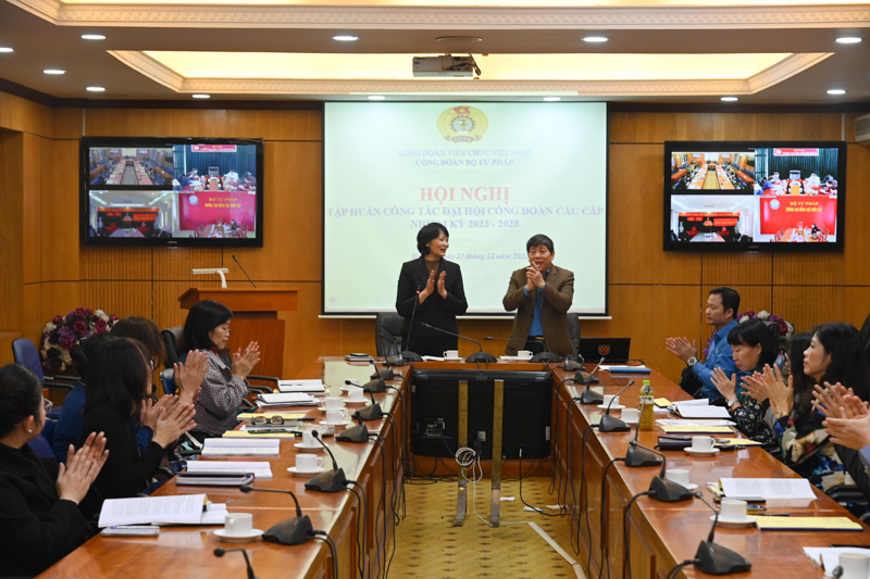Tập huấn công tác Đại hội Công đoàn các cấp nhiệm kỳ 2023 - 2028