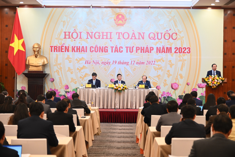 Chùm ảnh Lãnh đạo Bộ Tư pháp làm việc với Giám đốc Sở Tư pháp các địa phương