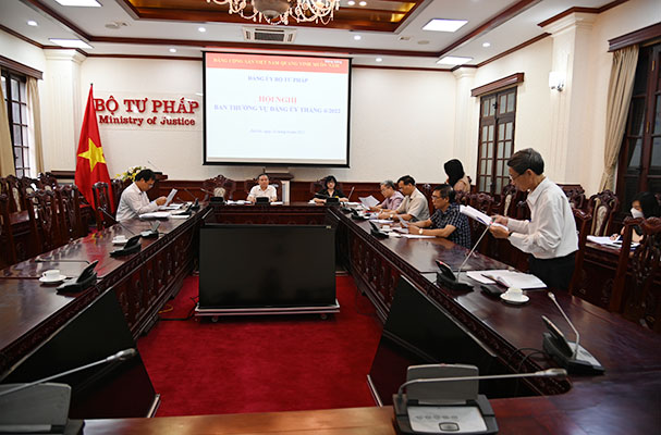 Phiên họp Ban Thường vụ Đảng ủy tháng 06/2022