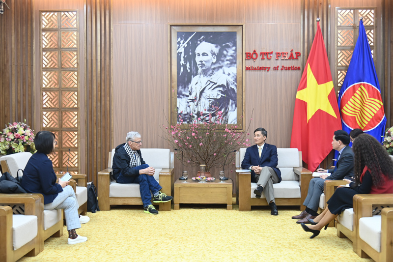 Thứ trưởng Bộ Tư pháp Nguyễn Khánh Ngọc tiếp nguyên Chủ tịch Ủy ban Đoàn kết Thụy Điển–Việt Nam–Lào–Campuchia