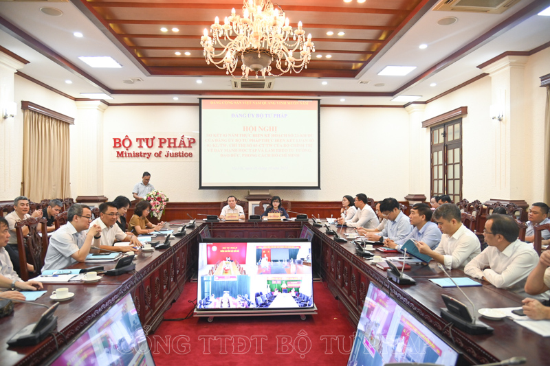 Đảng ủy Bộ Tư pháp: Học tập, làm theo tư tưởng, đạo đức, phong cách HCM bằng những việc làm cụ thể