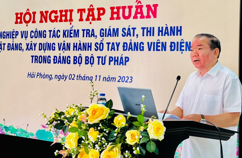 Đảng uỷ Bộ Tư pháp tập huấn nghiệp vụ công tác kiểm tra, giám sát thi hành kỷ luật đảng