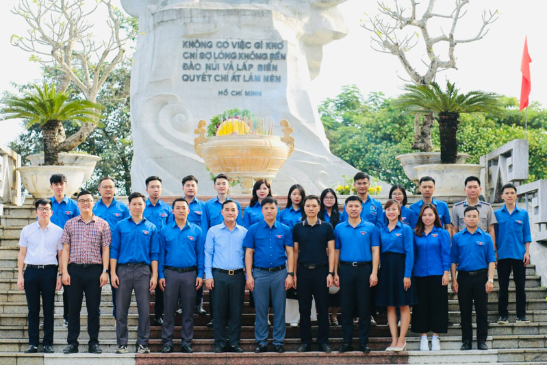 Tiếp tục “Hành trình pháp luật” hưởng ứng Ngày pháp luật Việt Nam 09/11