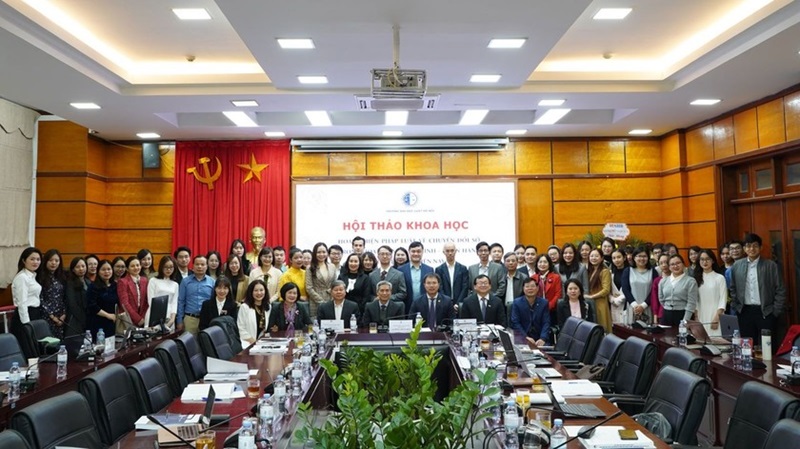 Đẩy mạnh chuyển đổi số trong hoạt động tài chính – ngân hàng ở Việt Nam