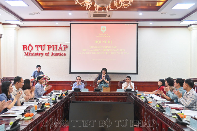 Cụm thi đua số III: Đoàn kết, phối hợp, nỗ lực đẩy mạnh phong trào thi đua