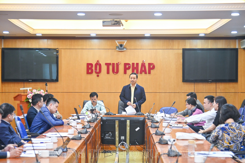 Xây dựng chính sách thúc đẩy hoạt động khoa học, công nghệ và đổi mới sáng tạo