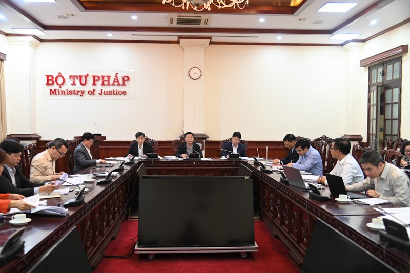 Lãnh đạo Bộ làm việc với các đơn vị về tiến độ triển khai các nhiệm vụ Đề án 06