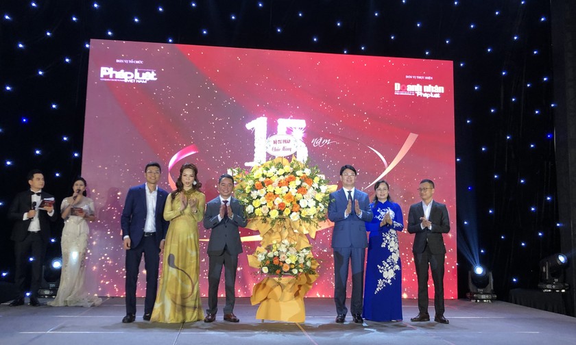 15 năm ấn phẩm Doanh nhân & Pháp luật - Dấu ấn của sự thăng hoa