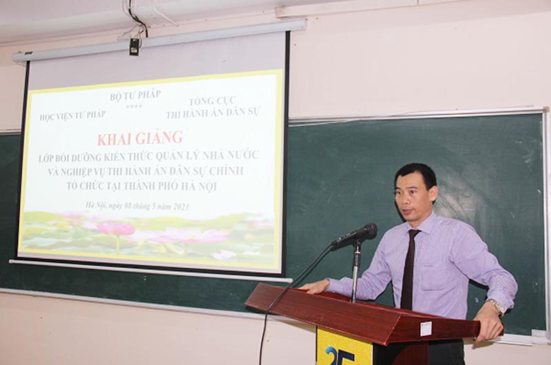 Khai giảng Lớp bồi dưỡng kiến thức quản lý nhà nước và nghiệp vụ thi hành án dân sự chính năm 2023