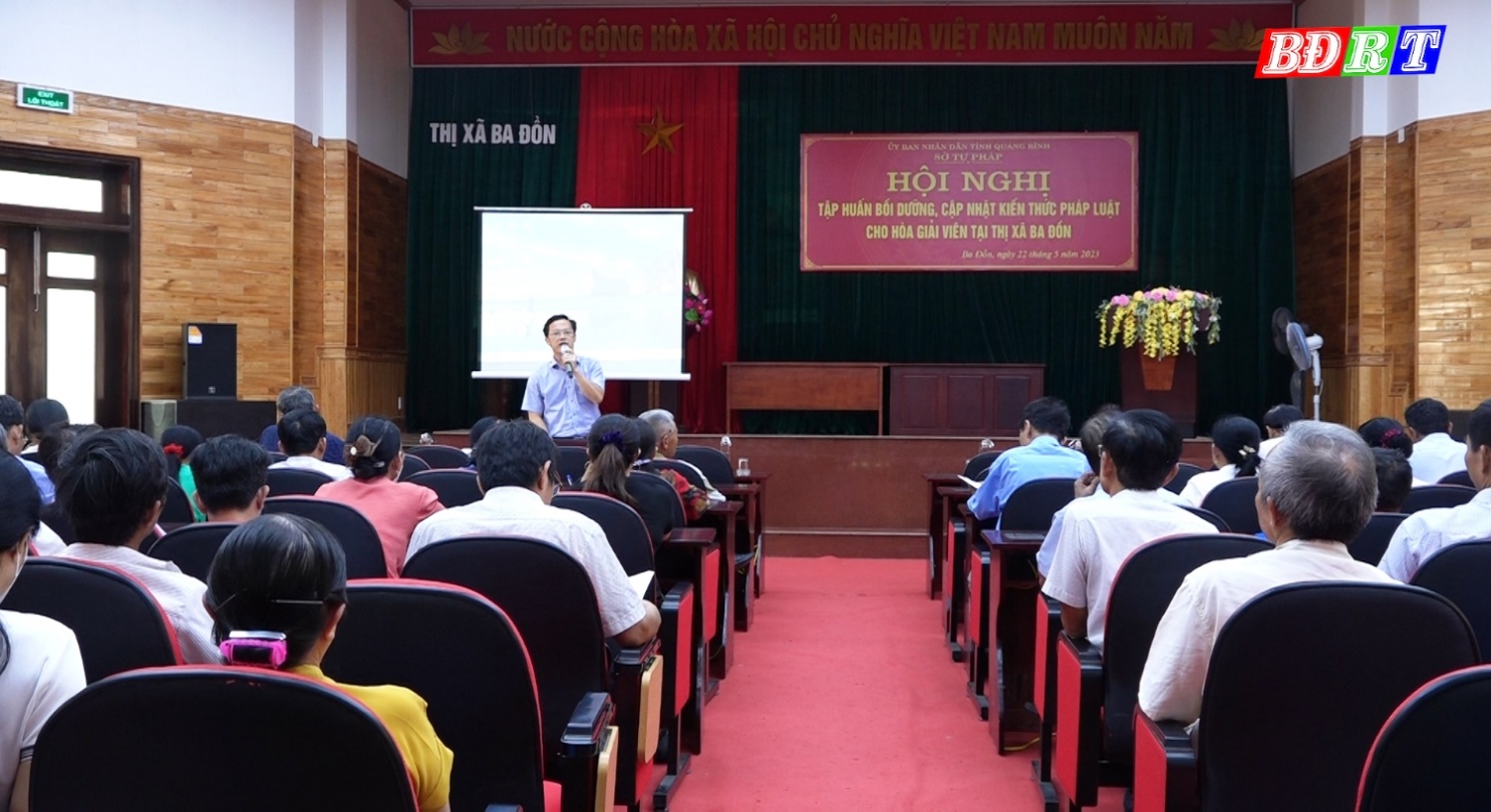 Quảng Bình: Tập huấn, bồi dưỡng, cập nhật kiến thức pháp luật cho hòa giải viên cơ sở