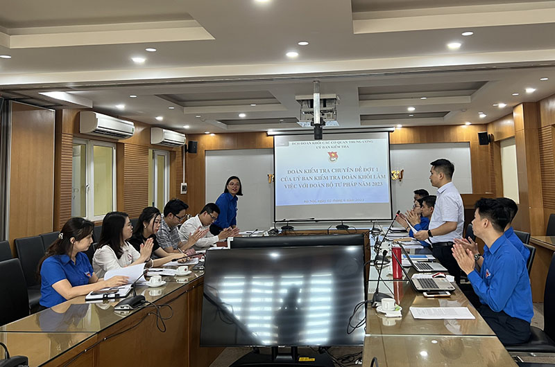 ​Đoàn Kiểm tra của Đoàn Khối làm việc với Đoàn Bộ Tư pháp năm 2023