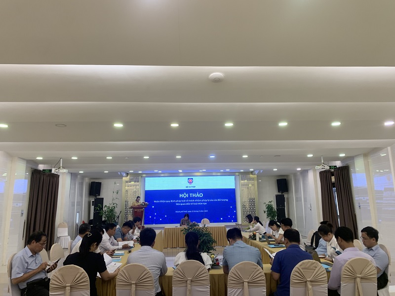 Hoàn thiện quy định pháp luật về trách nhiệm pháp lý của  các đối tượng liên quan đến trí tuệ nhân tạo